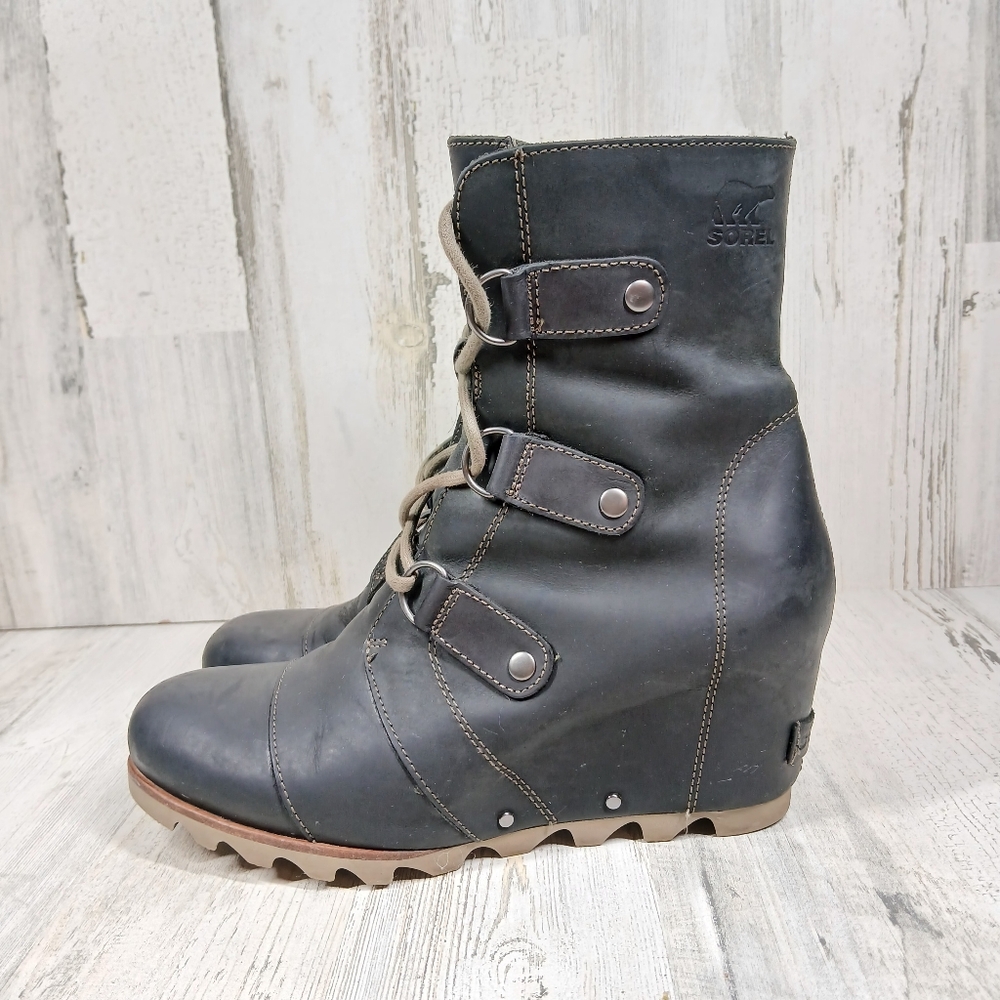 Sorel Joan of Arctic Black Wedge Ankle Booties #1499‎